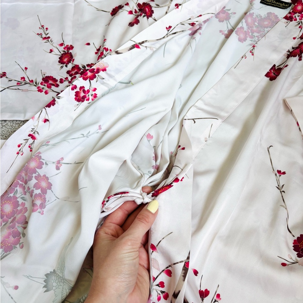 Pale Pink & Red Cherry Blossom Satin Kimono Dress… - image 8